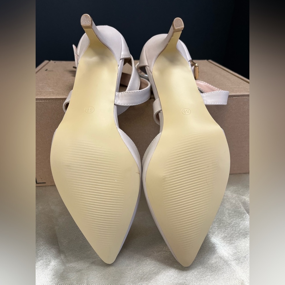 Journey Riva Pumps - Picture 8 of 13